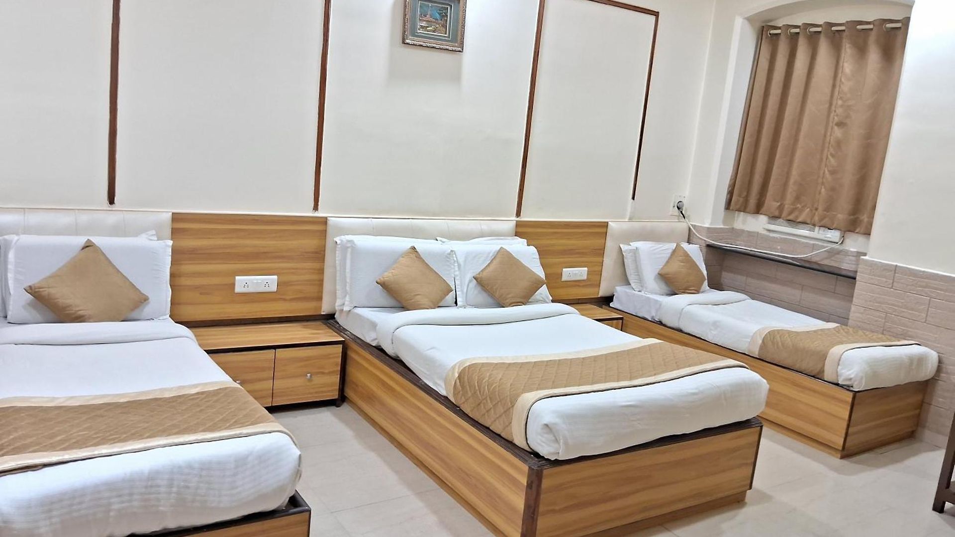 Hotel Swapna International