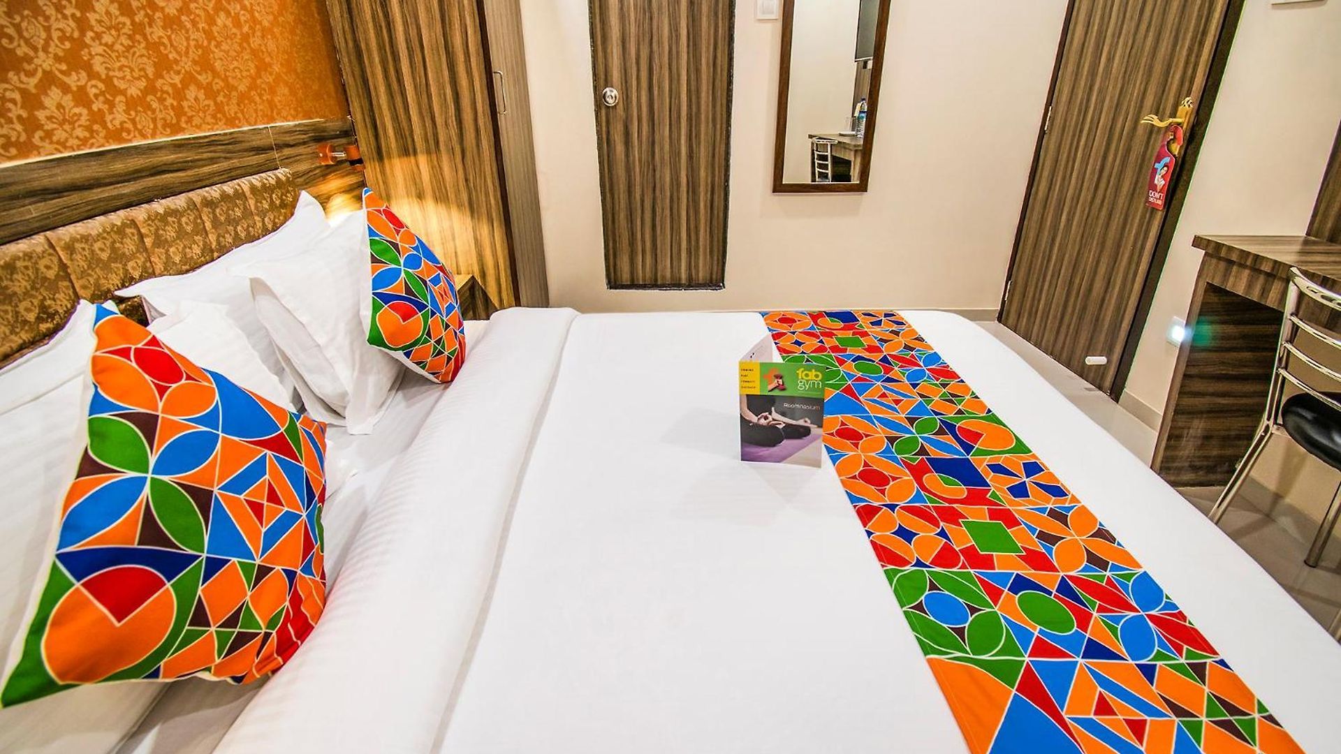 Fabhotel Orange - Nr International Airport Mumbai