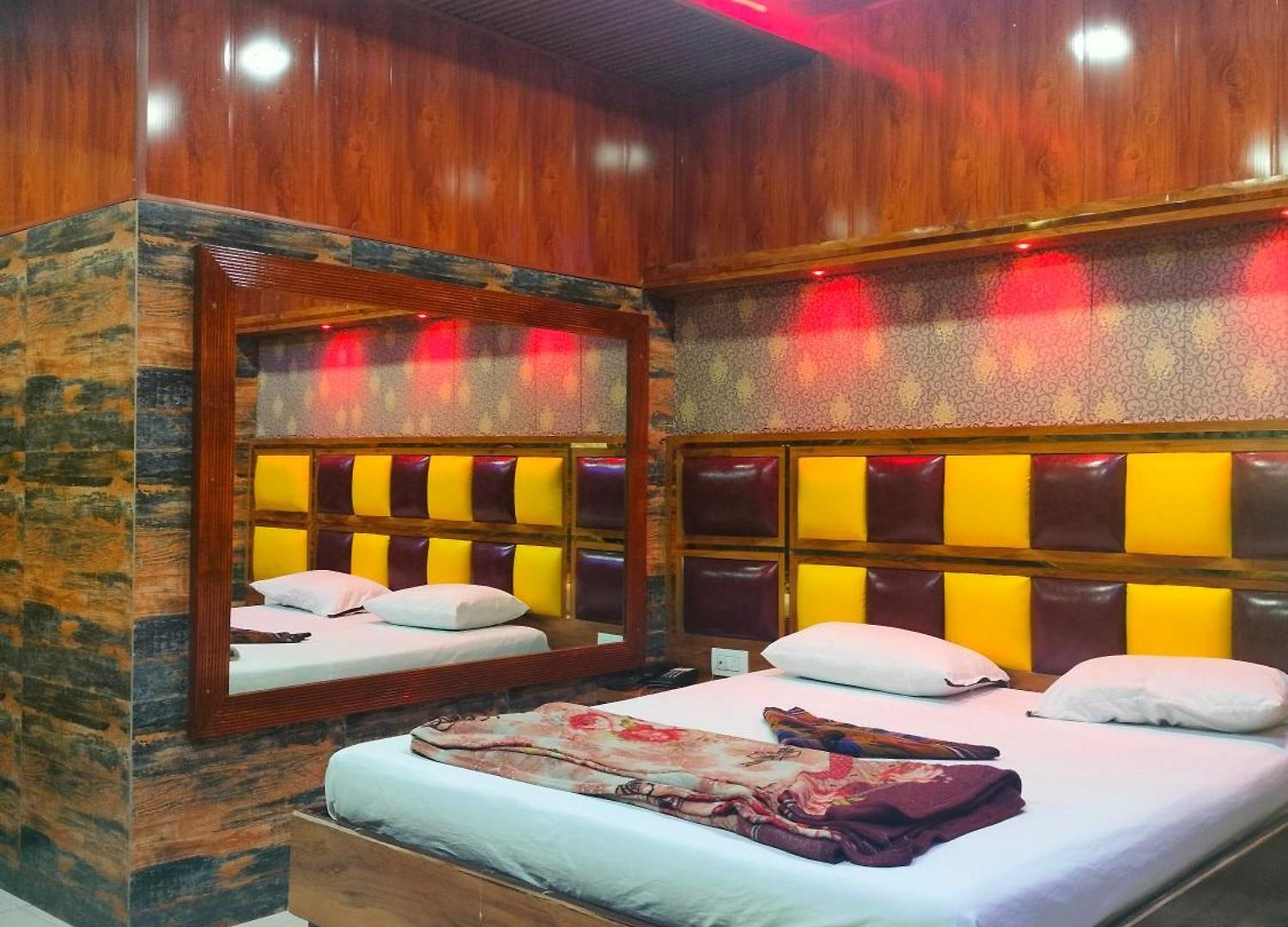 Spring & Love hotel