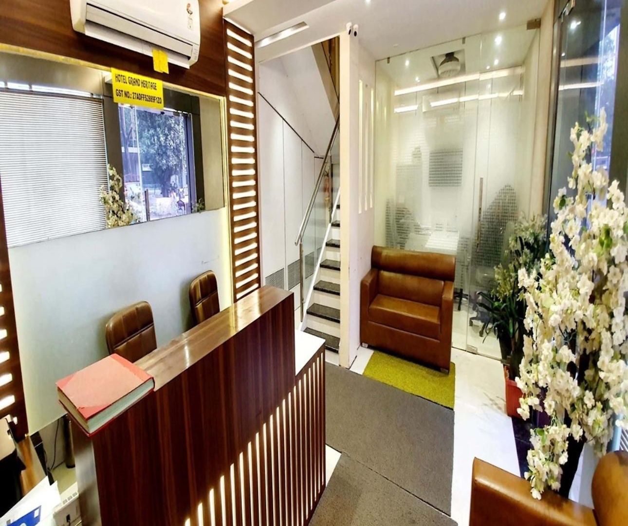 Heritage - Near Trade Center, Visa Consulate Bkc