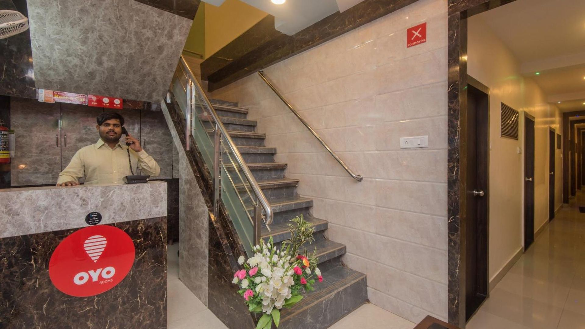 Hotel O Golden Nest Near Chhatrapati Shivaji International Airport 3*