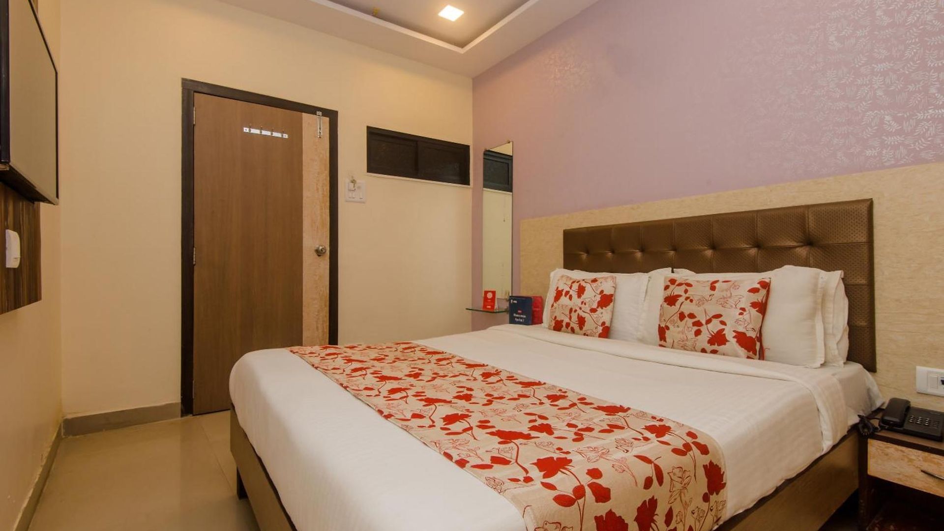 O Golden Nest Near Chhatrapati Shivaji International Airport Hotel 3*