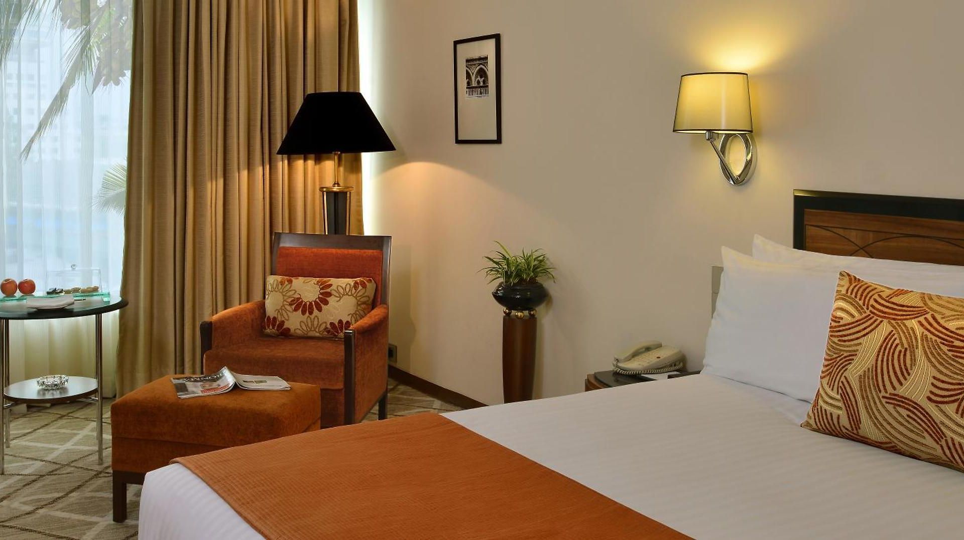 Hotel Marine Plaza 5*