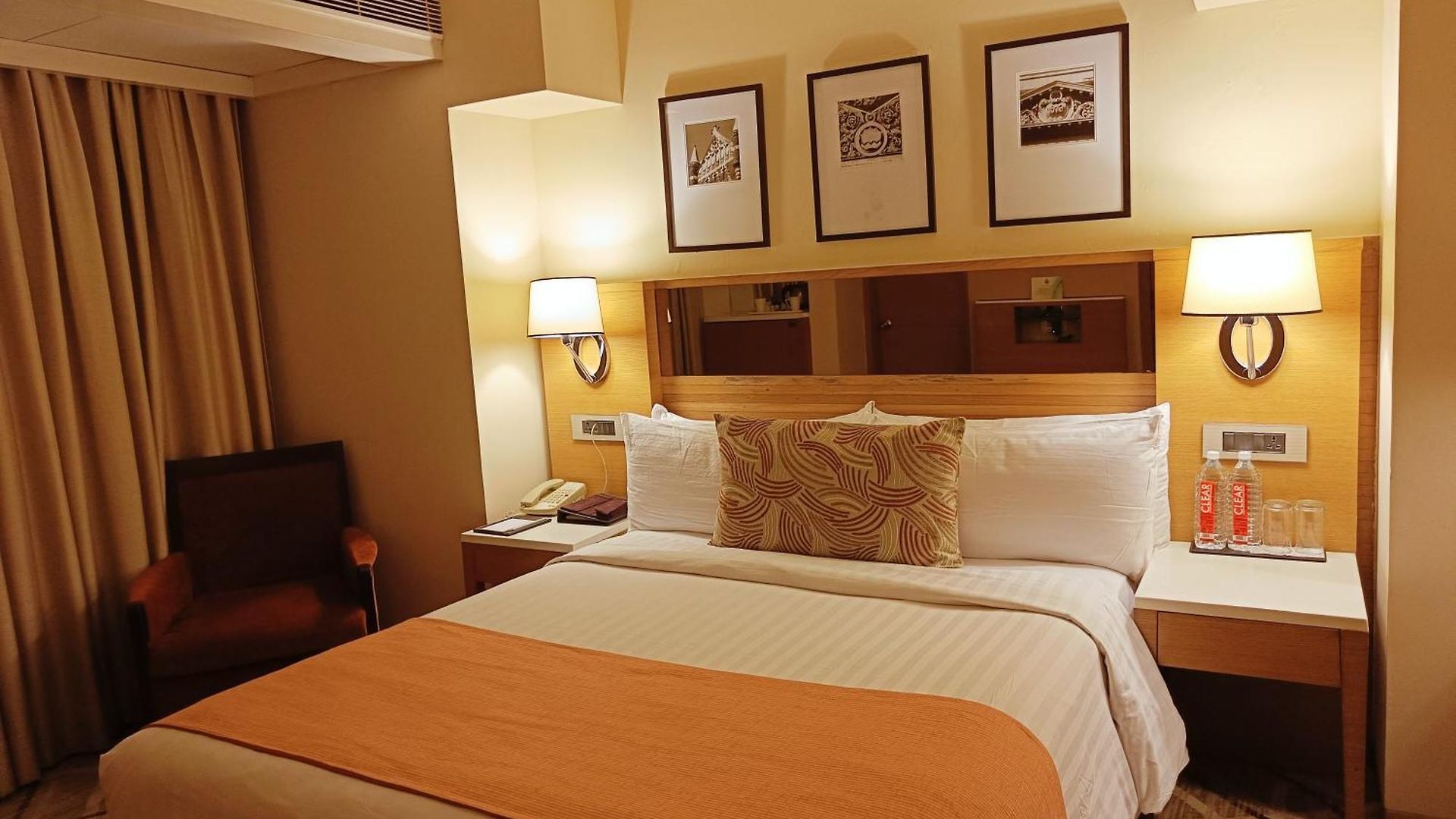 Marine Plaza Hotel Mumbai
