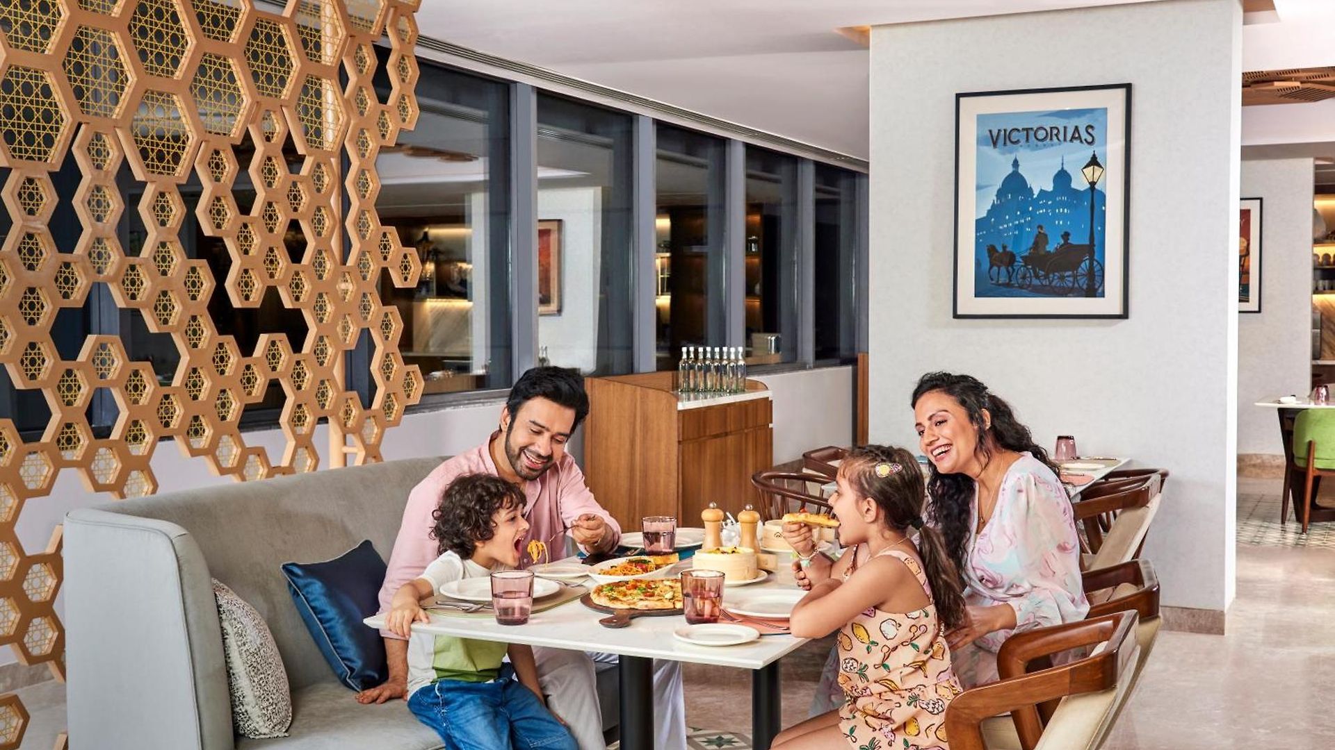 Novotel International Airport 5*