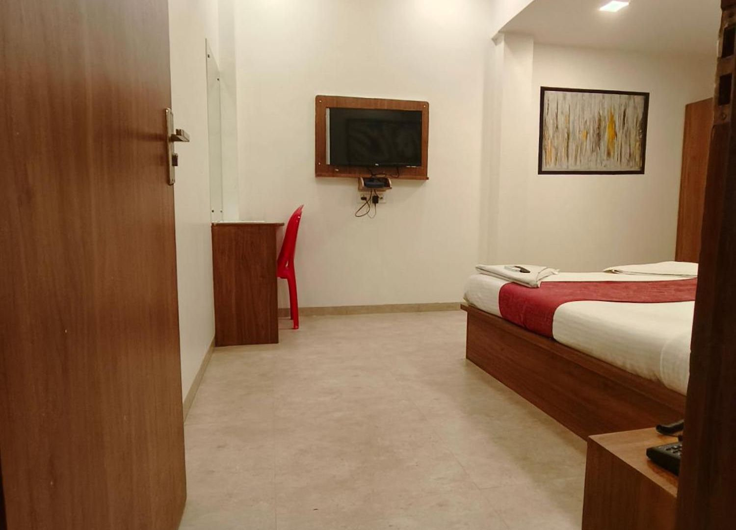Crown Juhu Hotel Mumbai