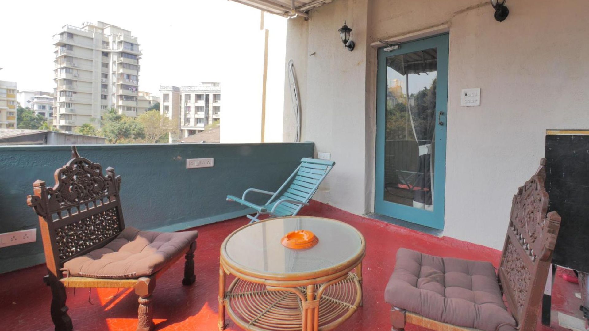 Queenie - Bandra West * Mumbai