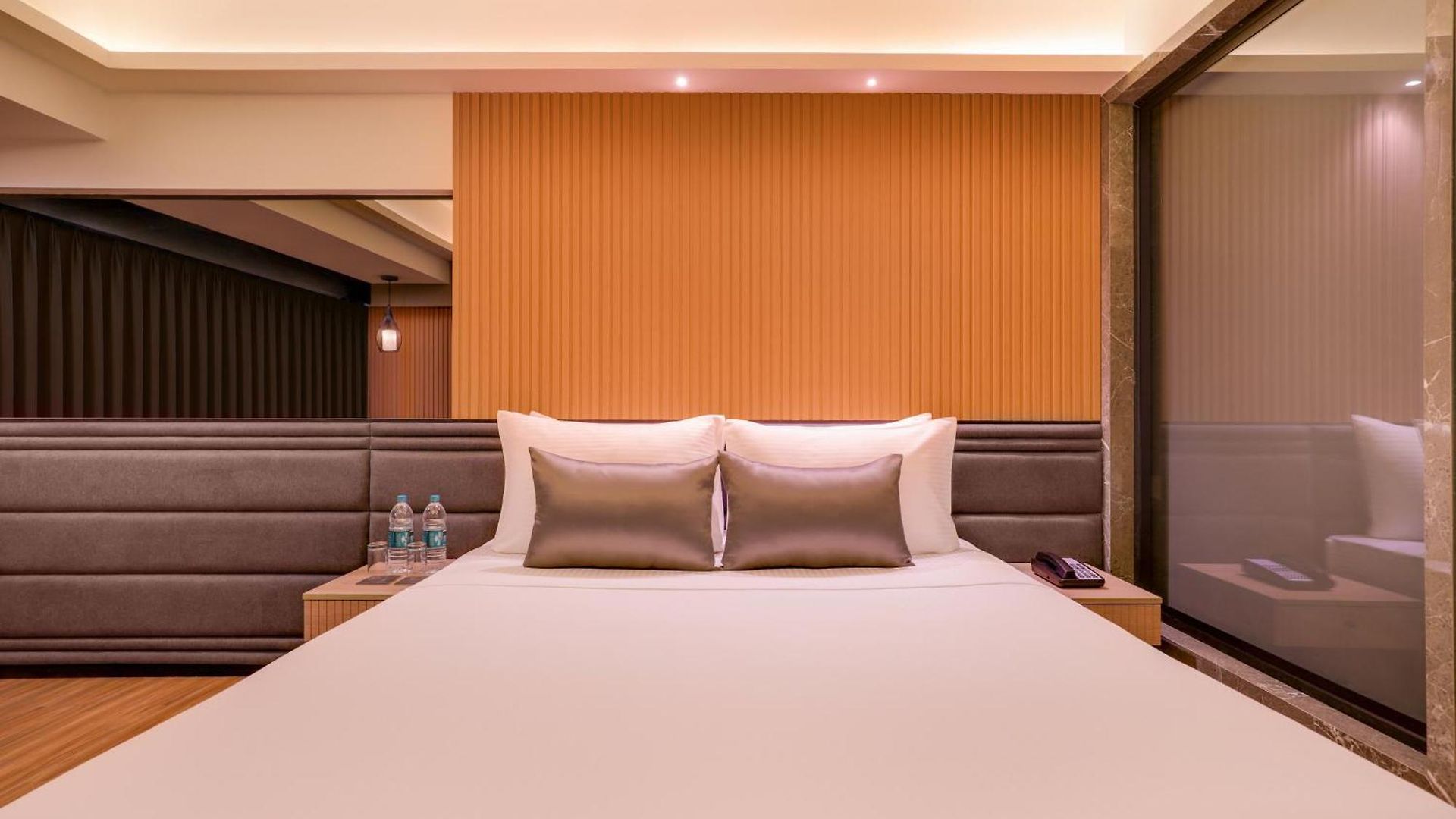 Lemon Tree Premier, Malad, Mumbai