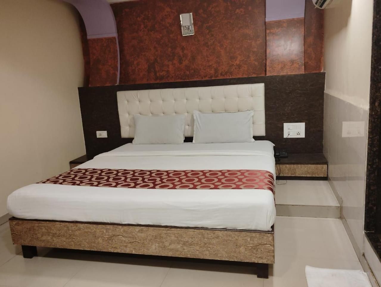 Hotel Golden Park 3*