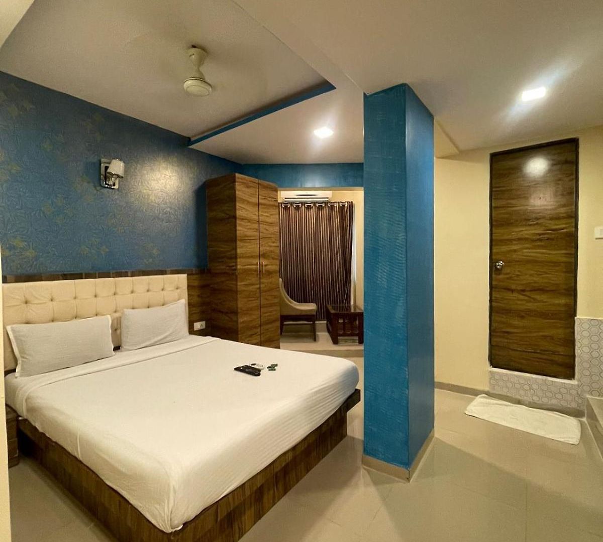 Golden Park Hotel 3*