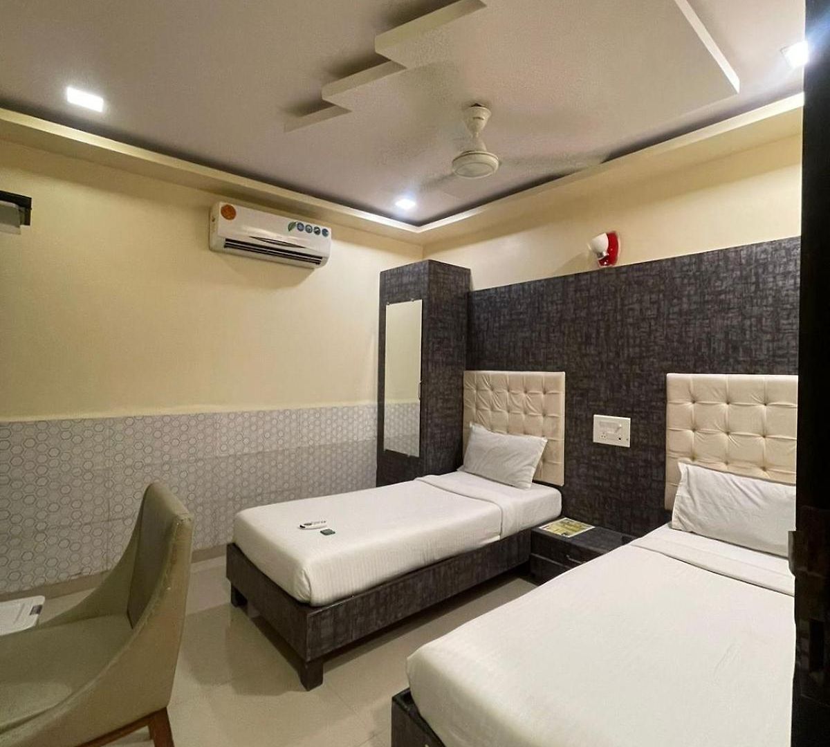 Hotel Golden Park Mumbai