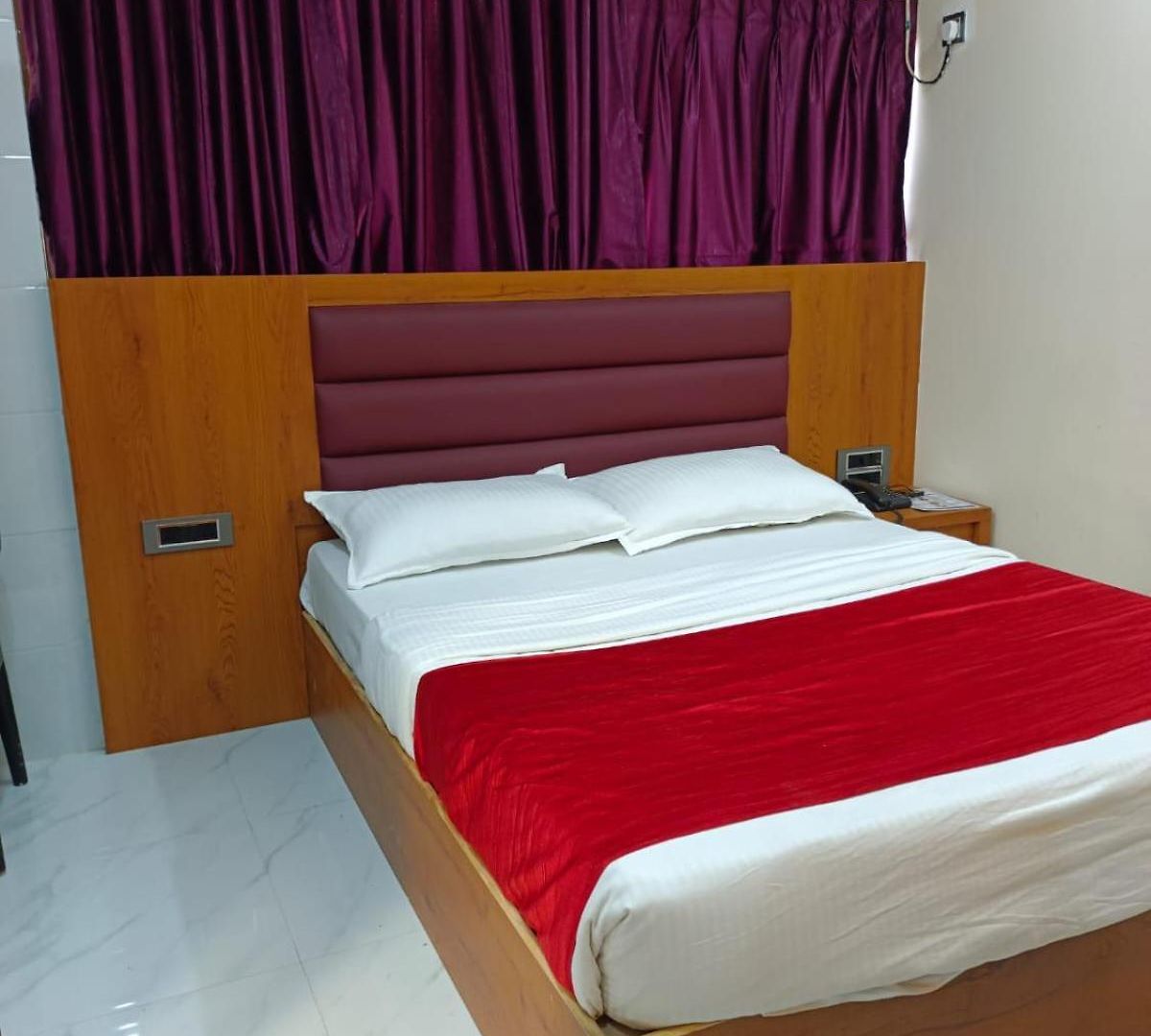Hotel Airport Annex *