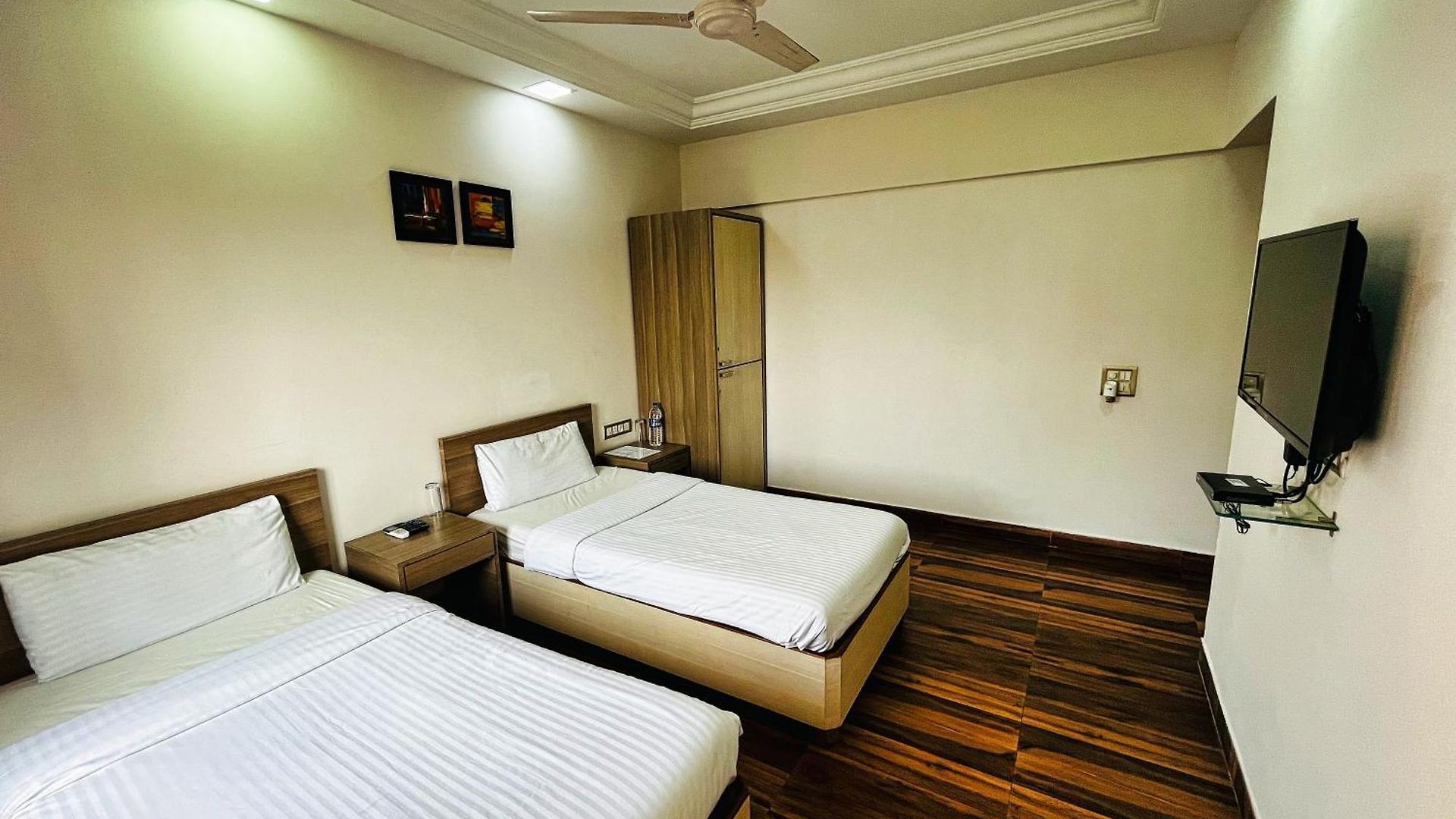 Maxxvalue - Service Marol Apartment Mumbai