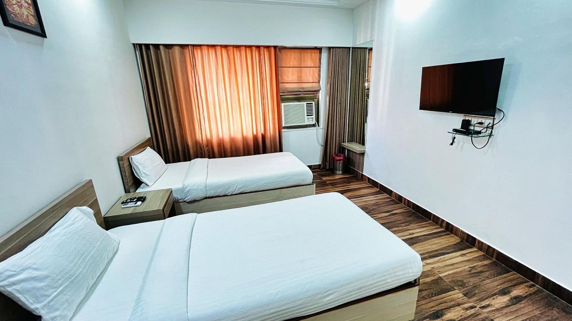 Maxxvalue - Service Marol Apartment