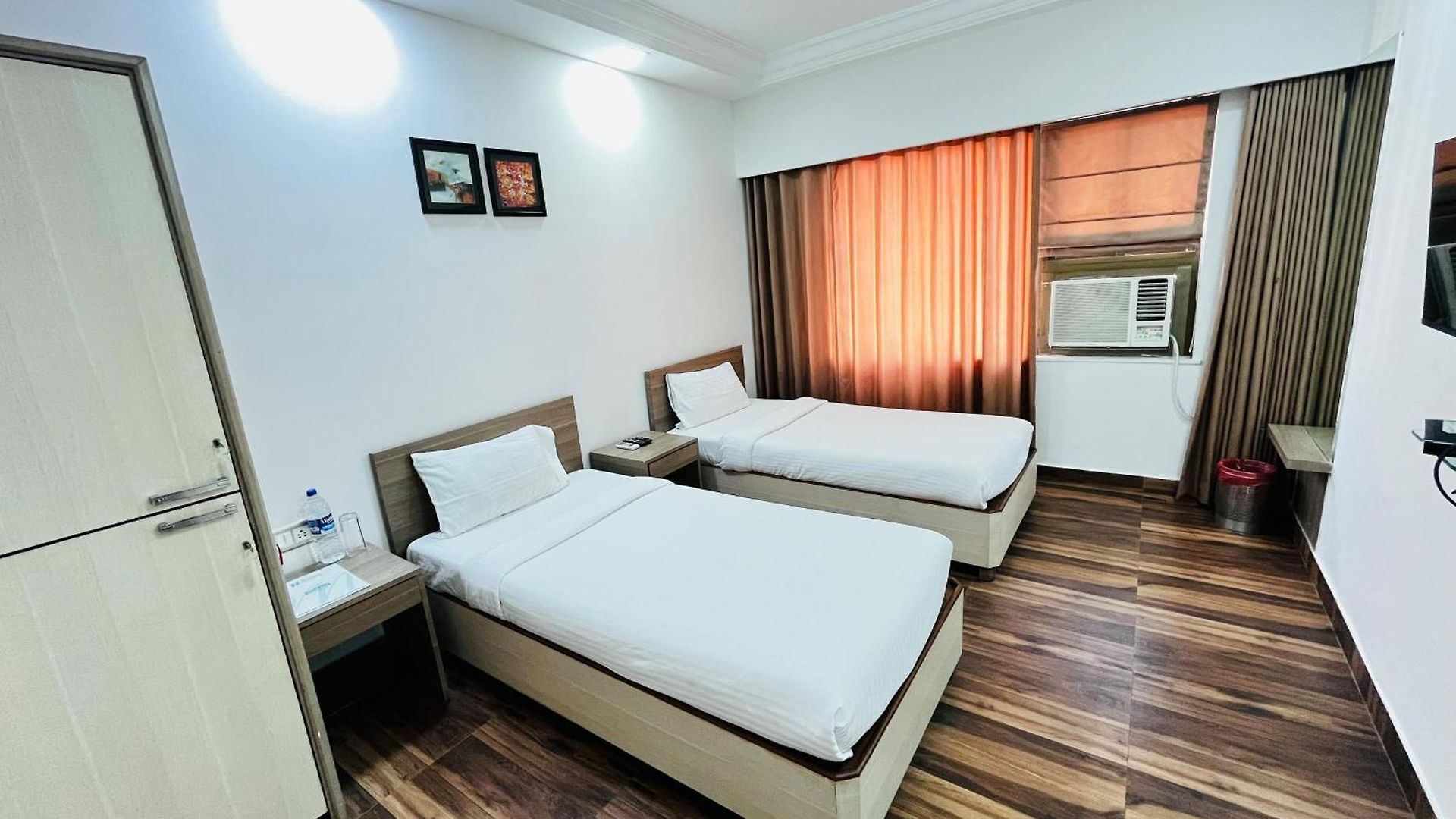 Maxxvalue - Service Marol Apartment Mumbai