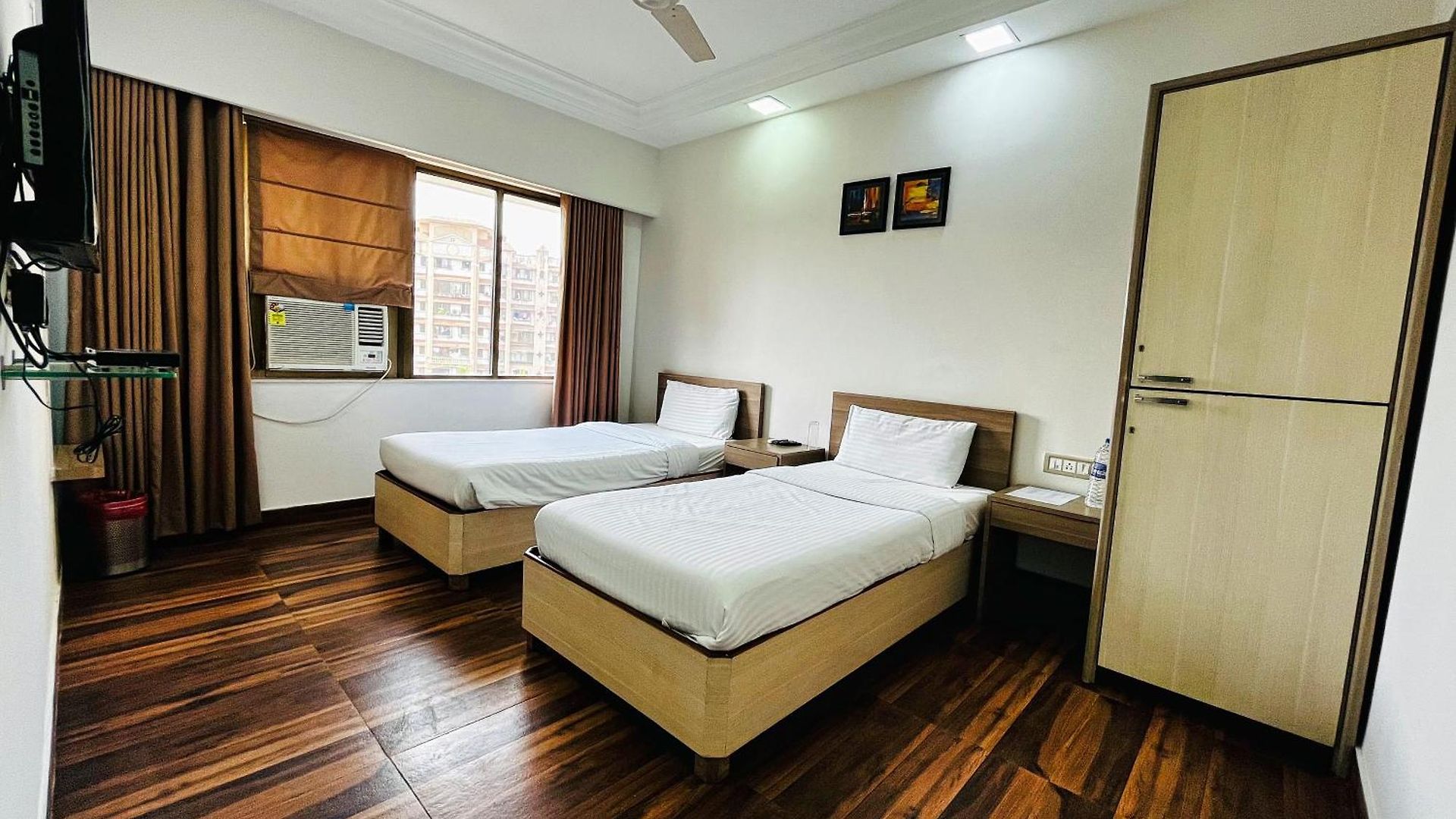 Maxxvalue - Service Marol Mumbai