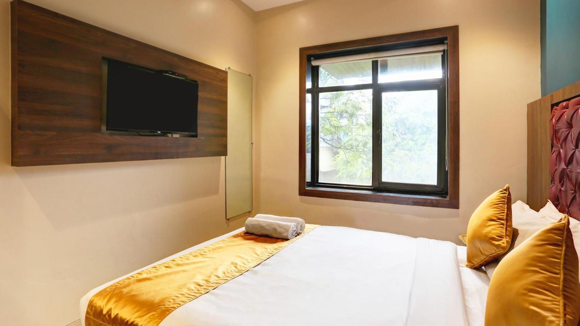 Sea Breeze Guest house Mumbai