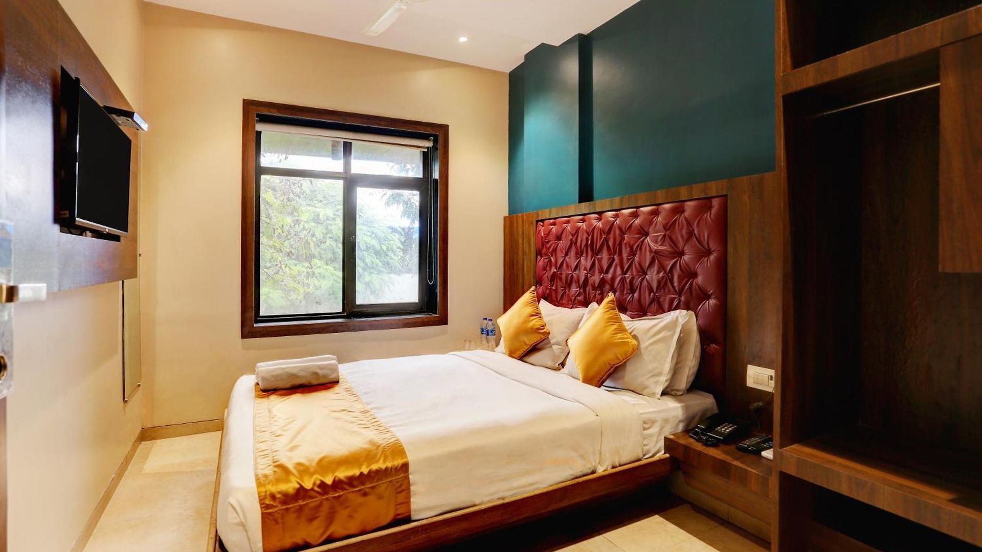Sea Breeze Guest house 3*