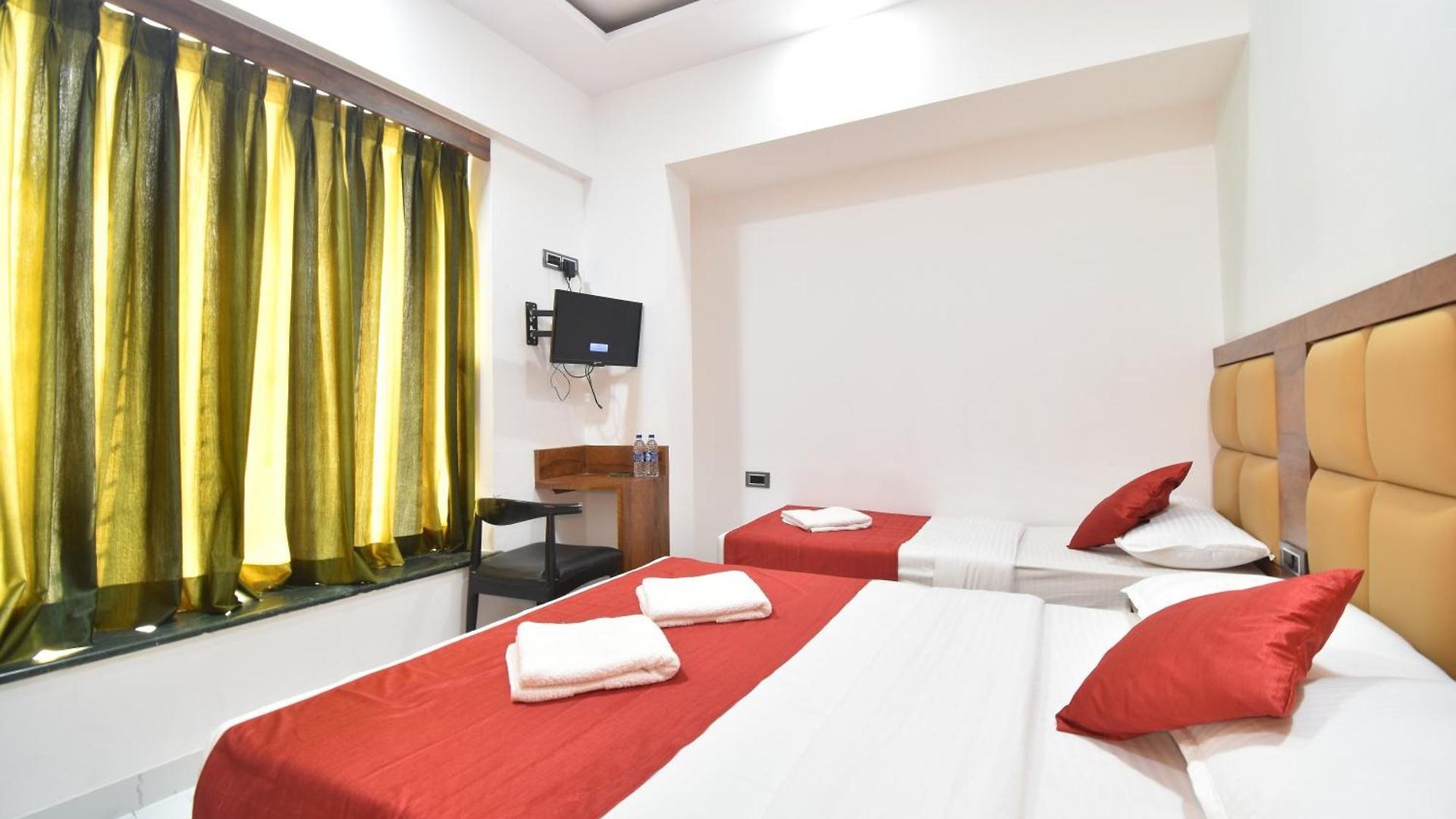 Hotel Airport Annex *