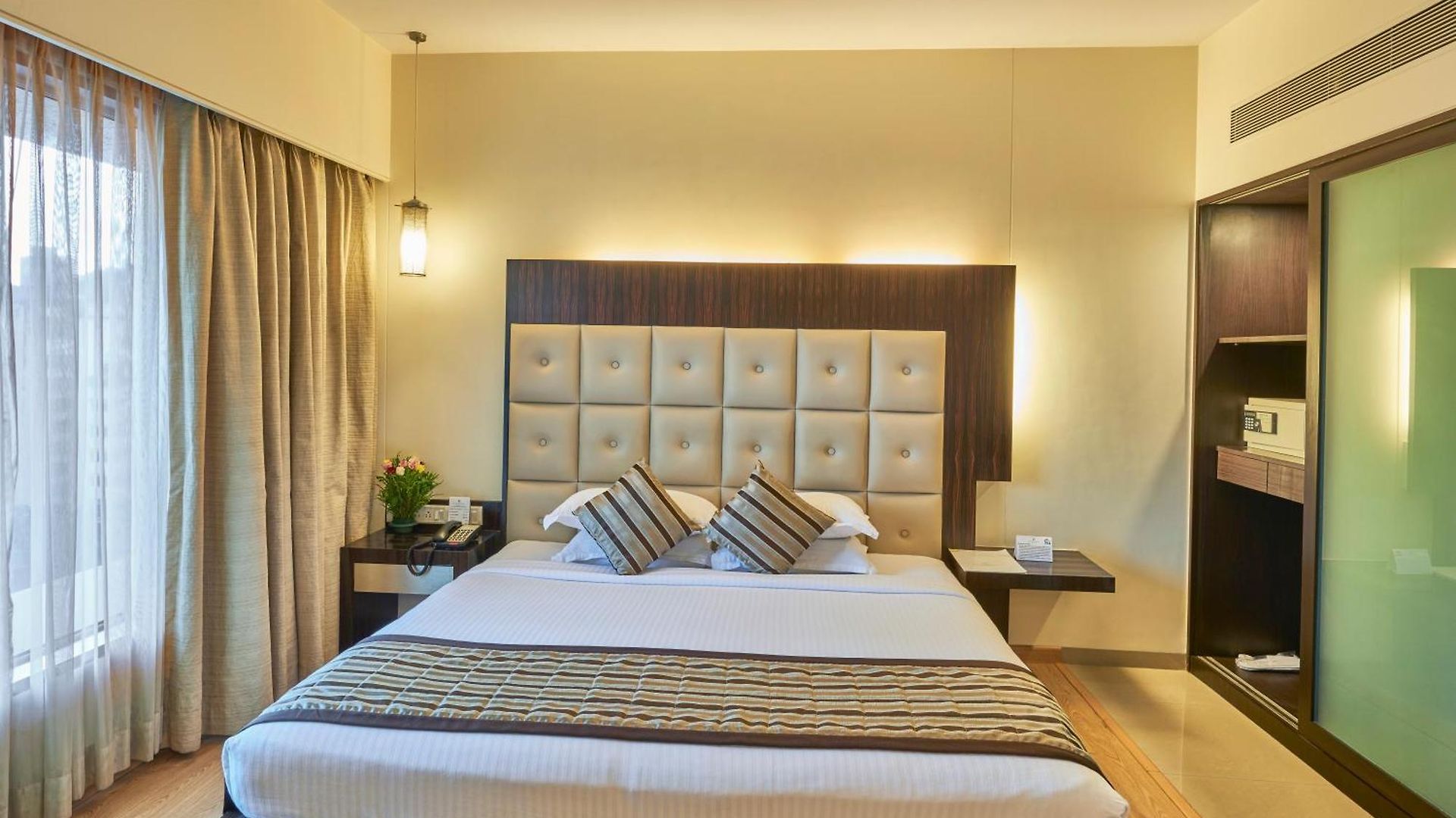 Hotel Krishna Palace 4*