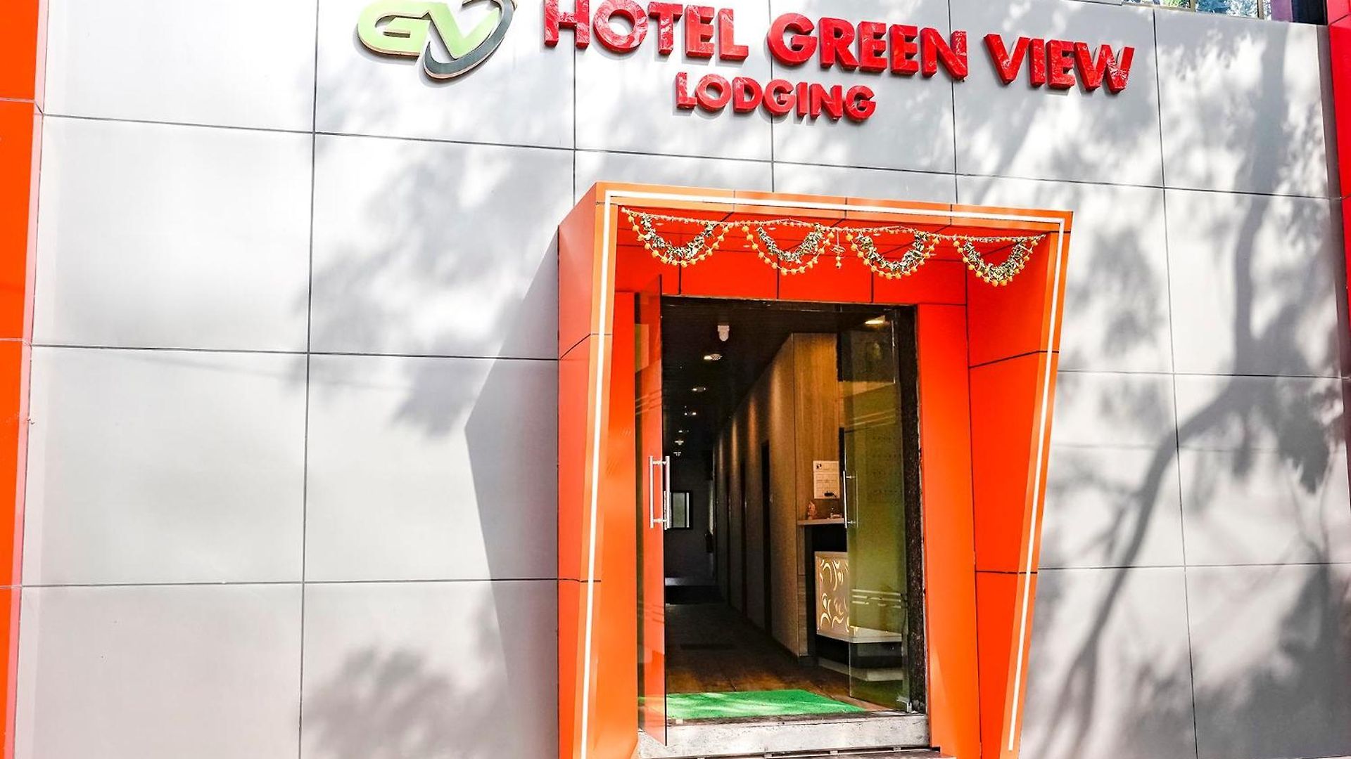 Via View Hotel 3*
