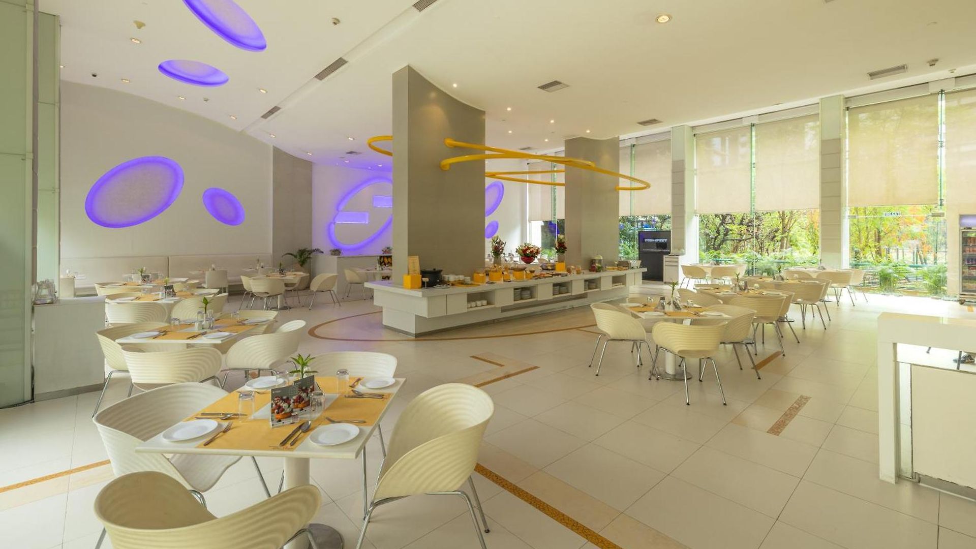 Hotel Kohinoor Elite Near Bkc 4*