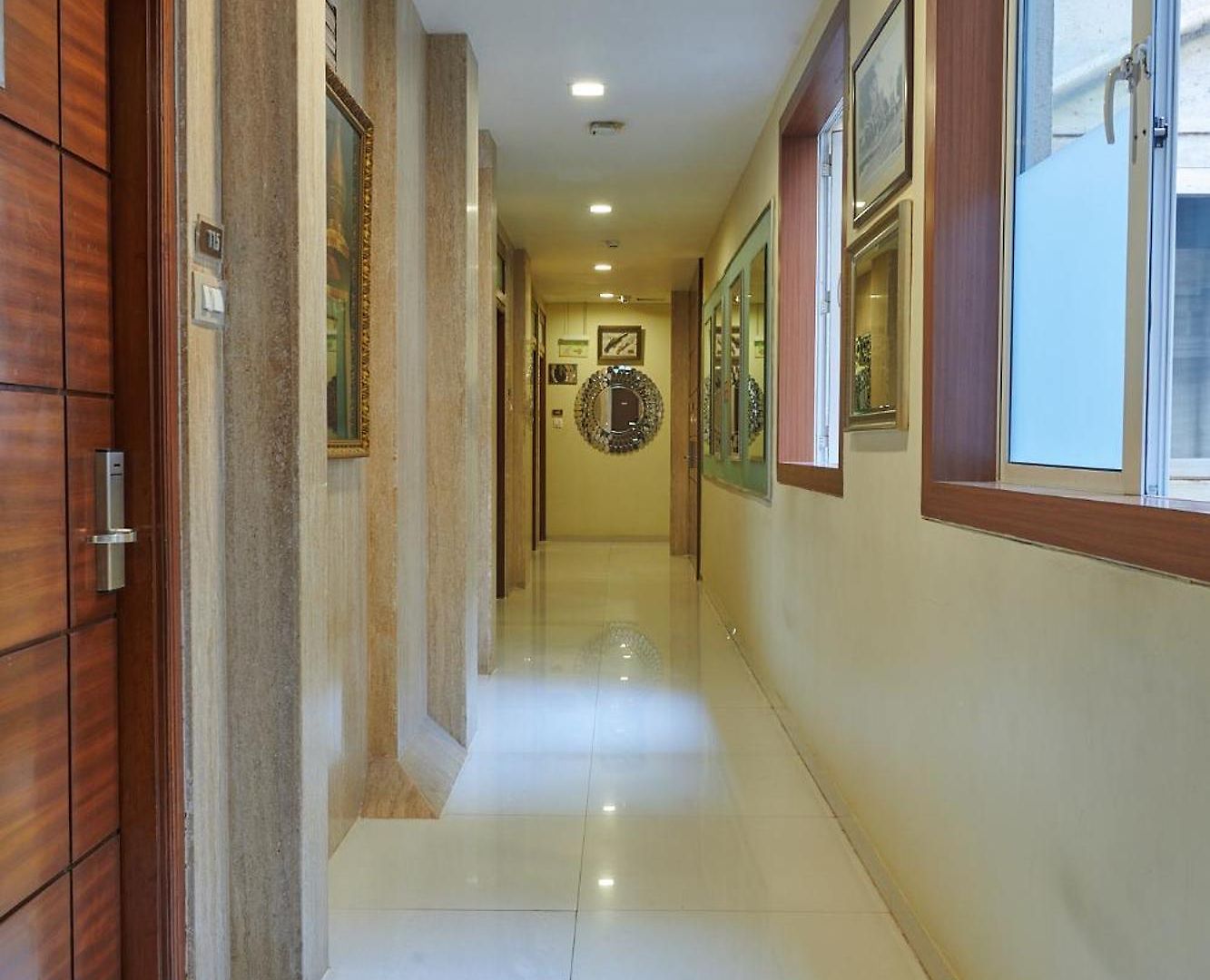 Bentley Marine Drive Hotel Mumbai
