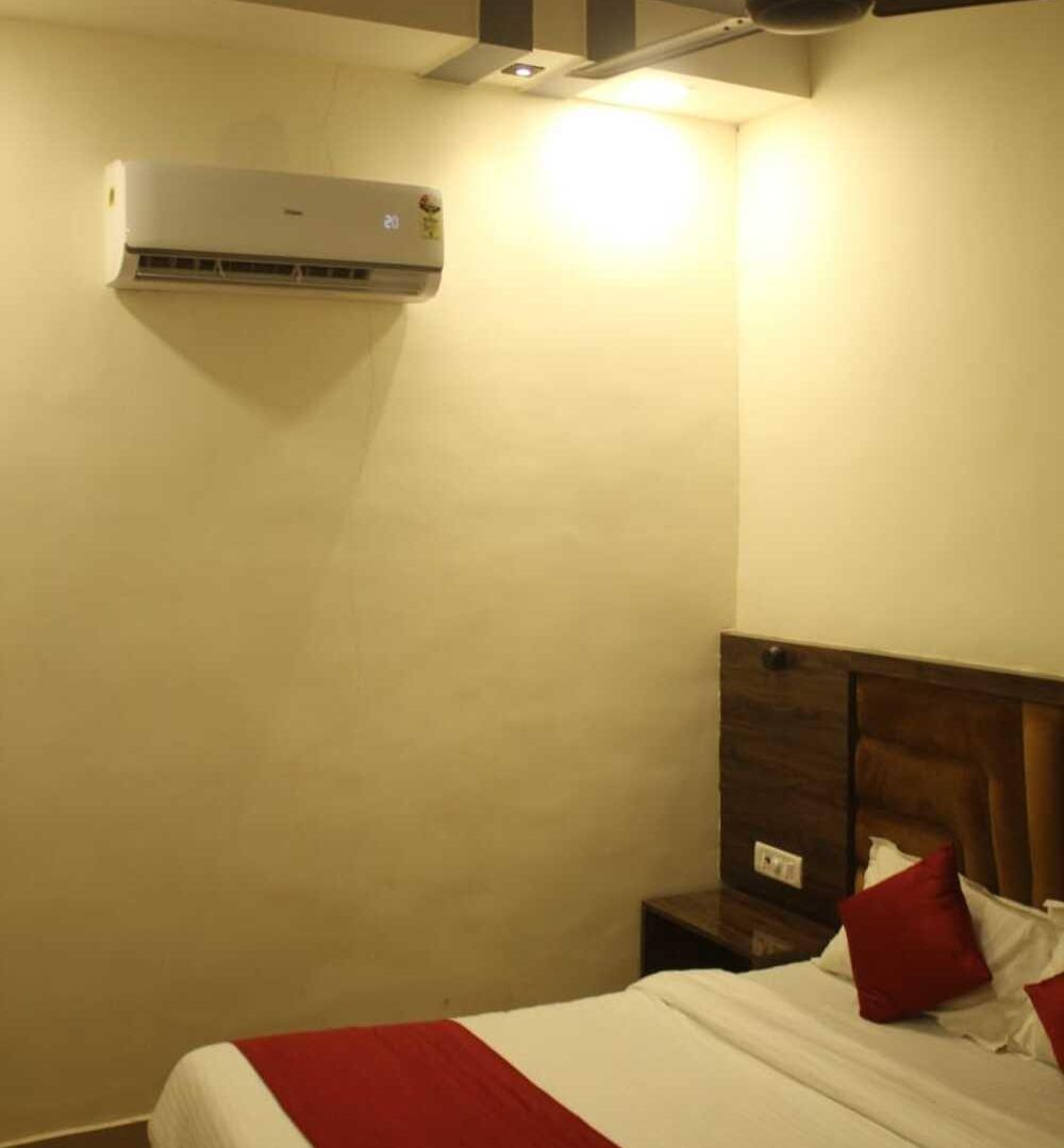 Hotel Siddharth Residency- Siddharth Nagar, Goregaon West Mumbai