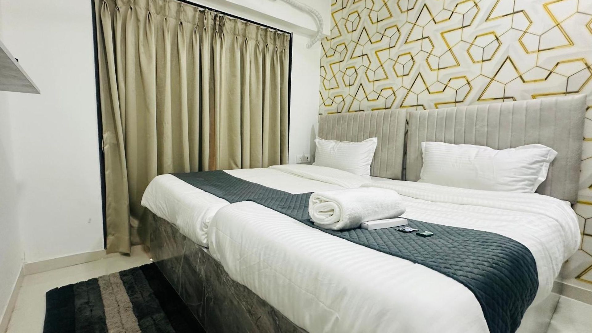 Homestay Astha Powai Service