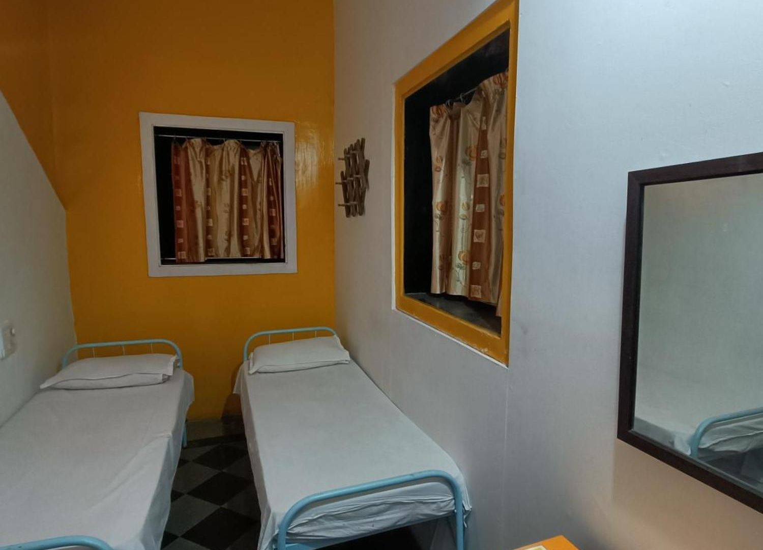 Hostel Vasantashram Cst Mumbai, Free Wifi With 1940s Retro Vibe Mumbai