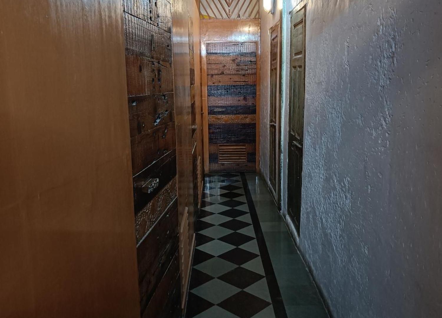 Hostel Vasantashram Cst Mumbai, Free Wifi With 1940s Retro Vibe Mumbai