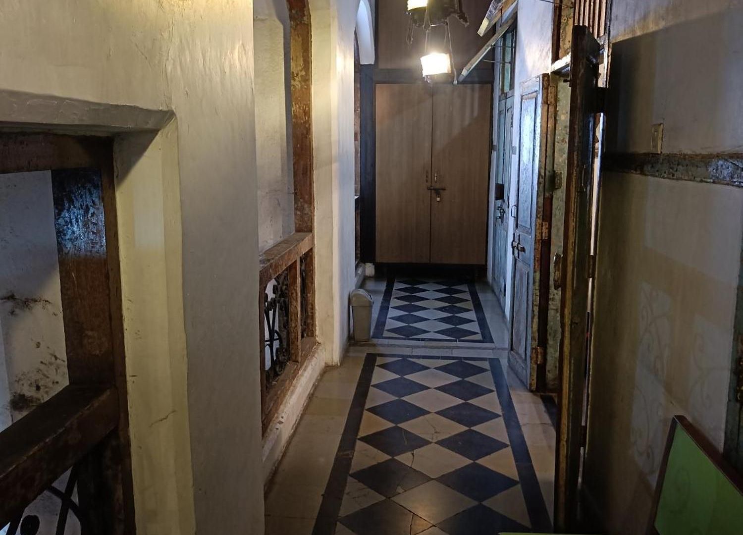 Hostel Vasantashram Cst Mumbai, Free Wifi With 1940s Retro Vibe