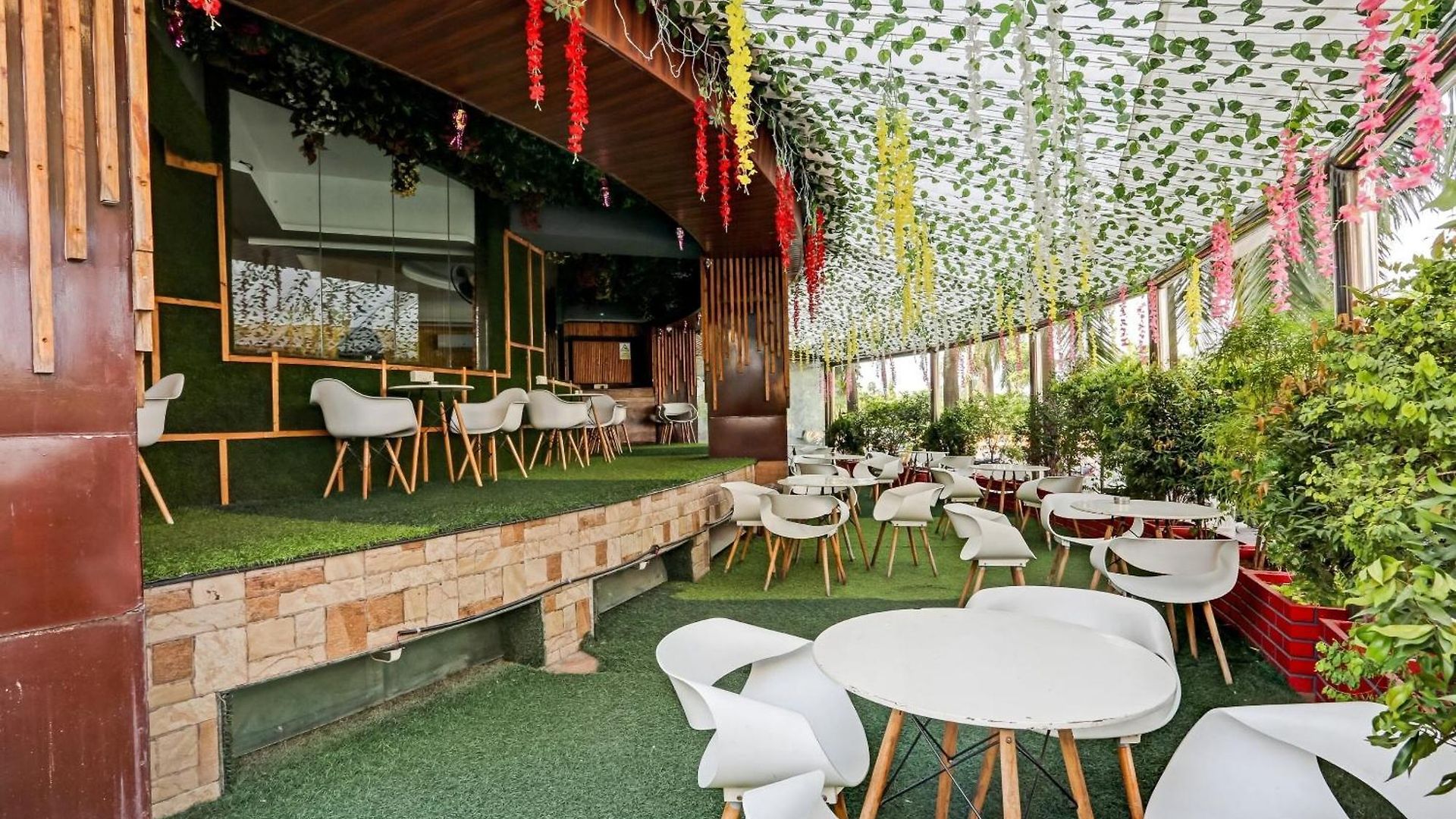 Oyo Salt House Hotel Mumbai