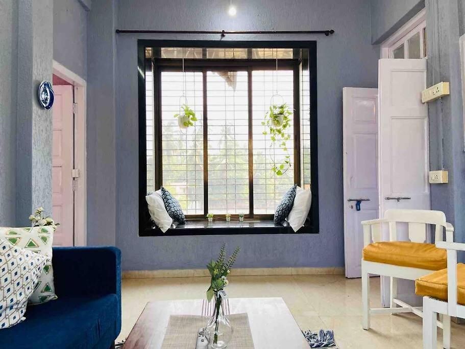 Apartment Rahat Manzil- The Old Warm Charm 2 Bedroom In Khar West By Connekt Homes *