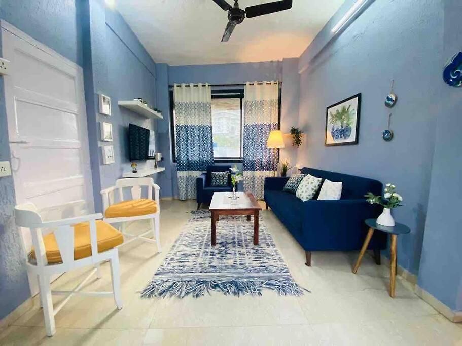 Rahat Manzil- The Old Warm Charm 2 Bedroom In Khar West By Connekt Homes Apartment *