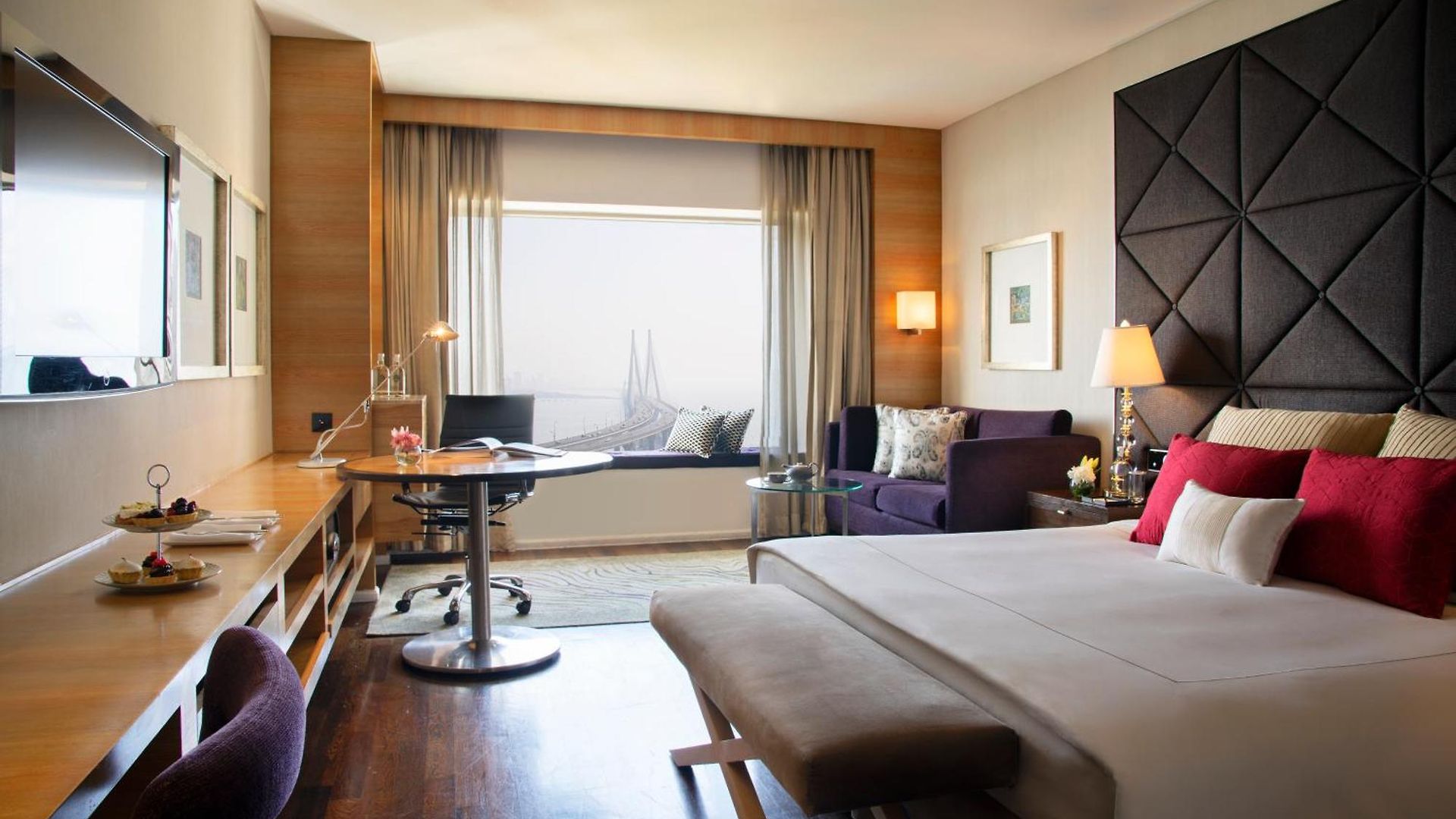 Taj Lands End