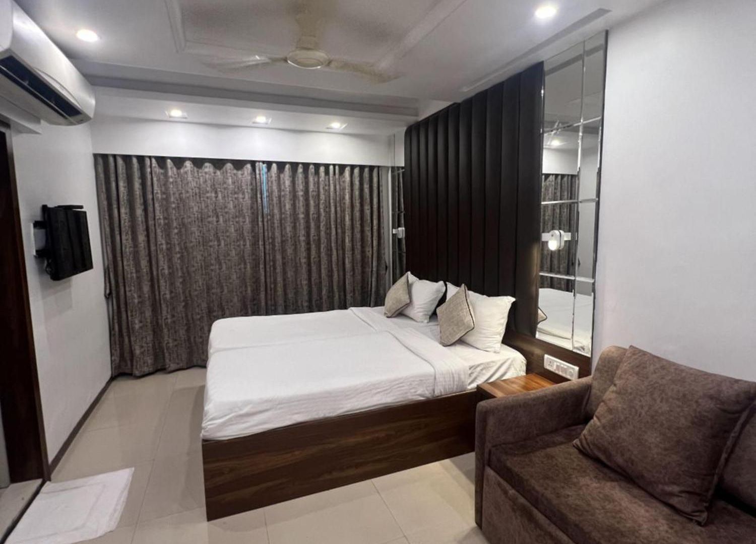 Hotel Supreme - Cuffe Parade