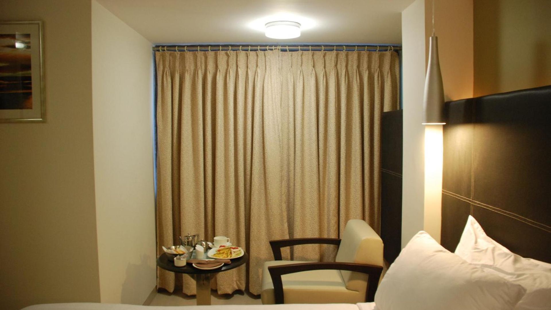 Hotel The Oriental Residency 3*