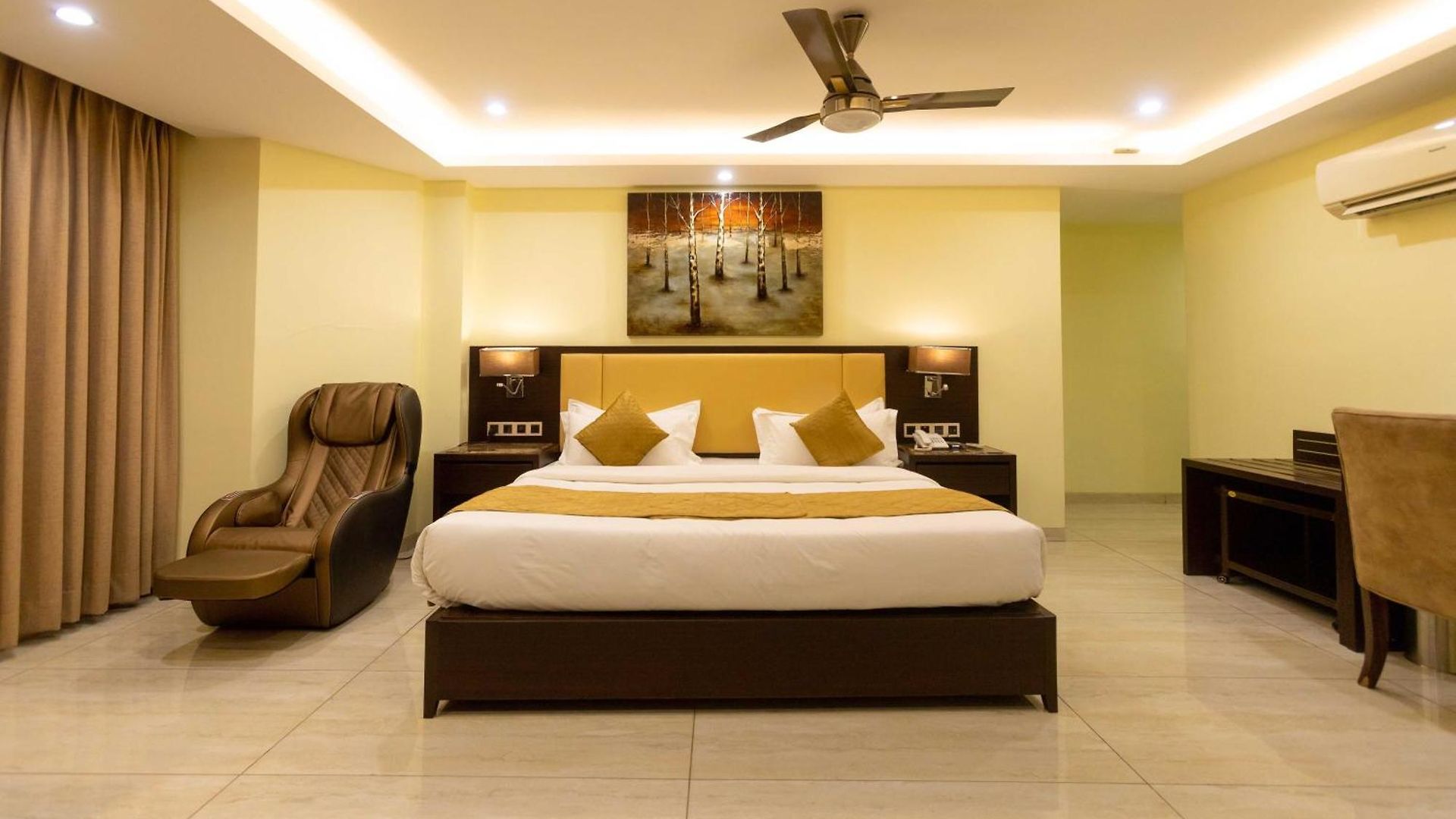 Hotel Godwin - Colaba 3*