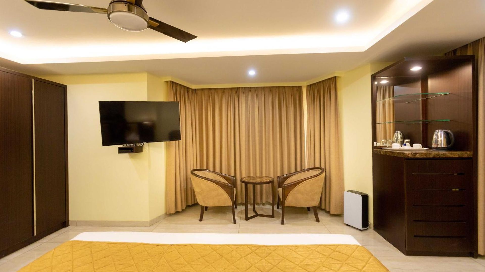 Godwin - Colaba Mumbai