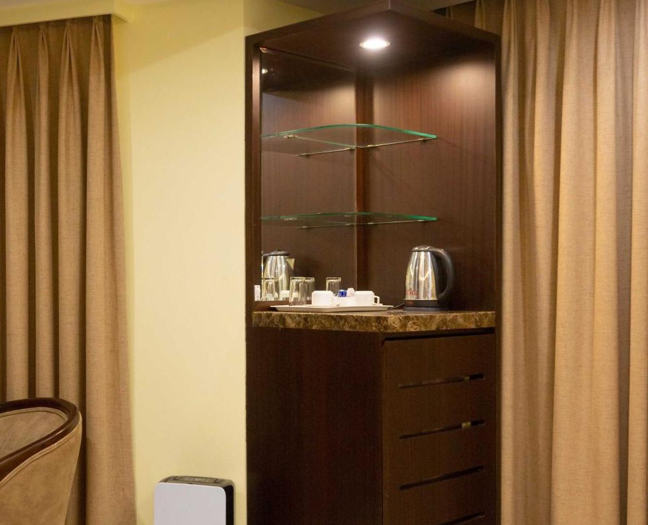 Hotel Godwin - Colaba Mumbai