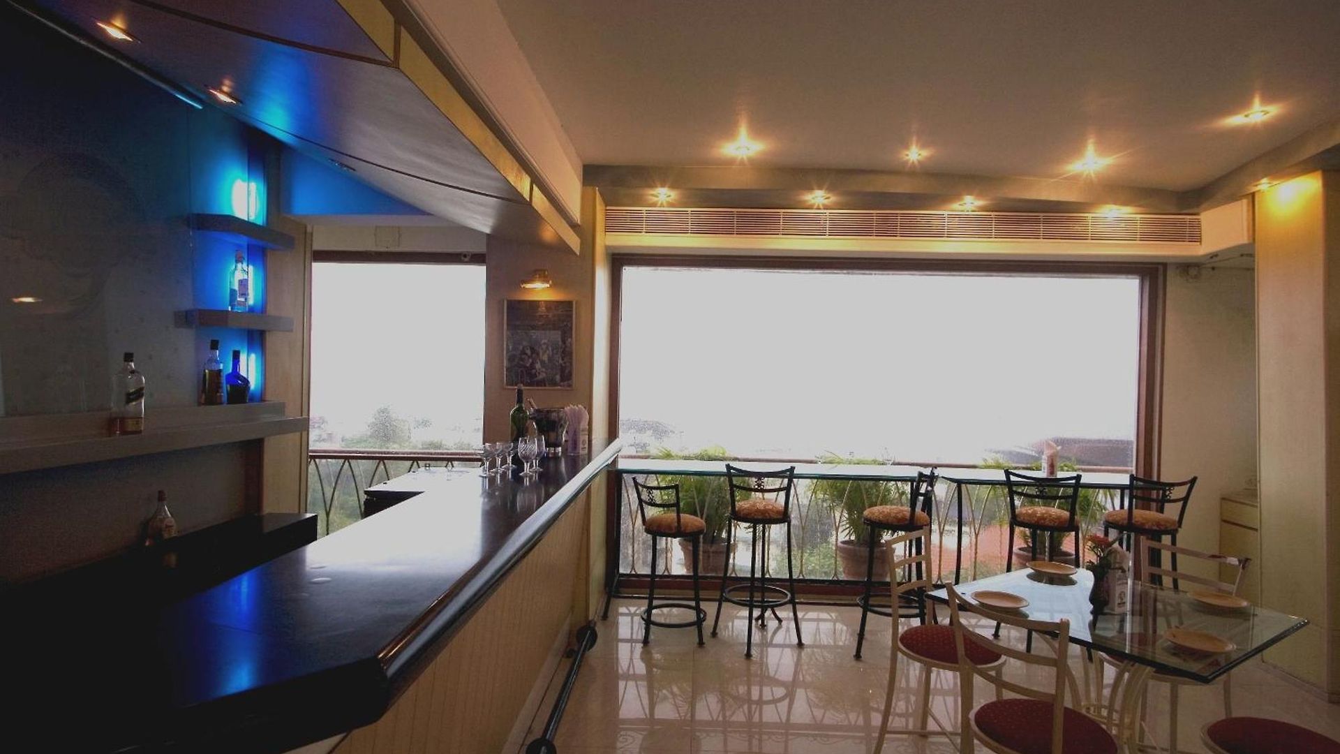 Hotel Godwin - Colaba Mumbai