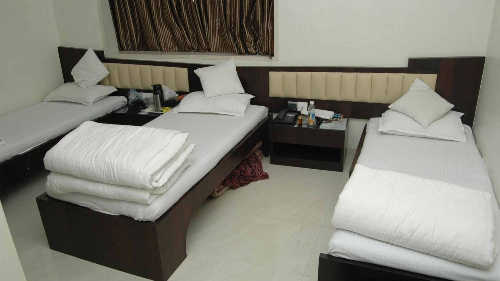 Causeway, Colaba