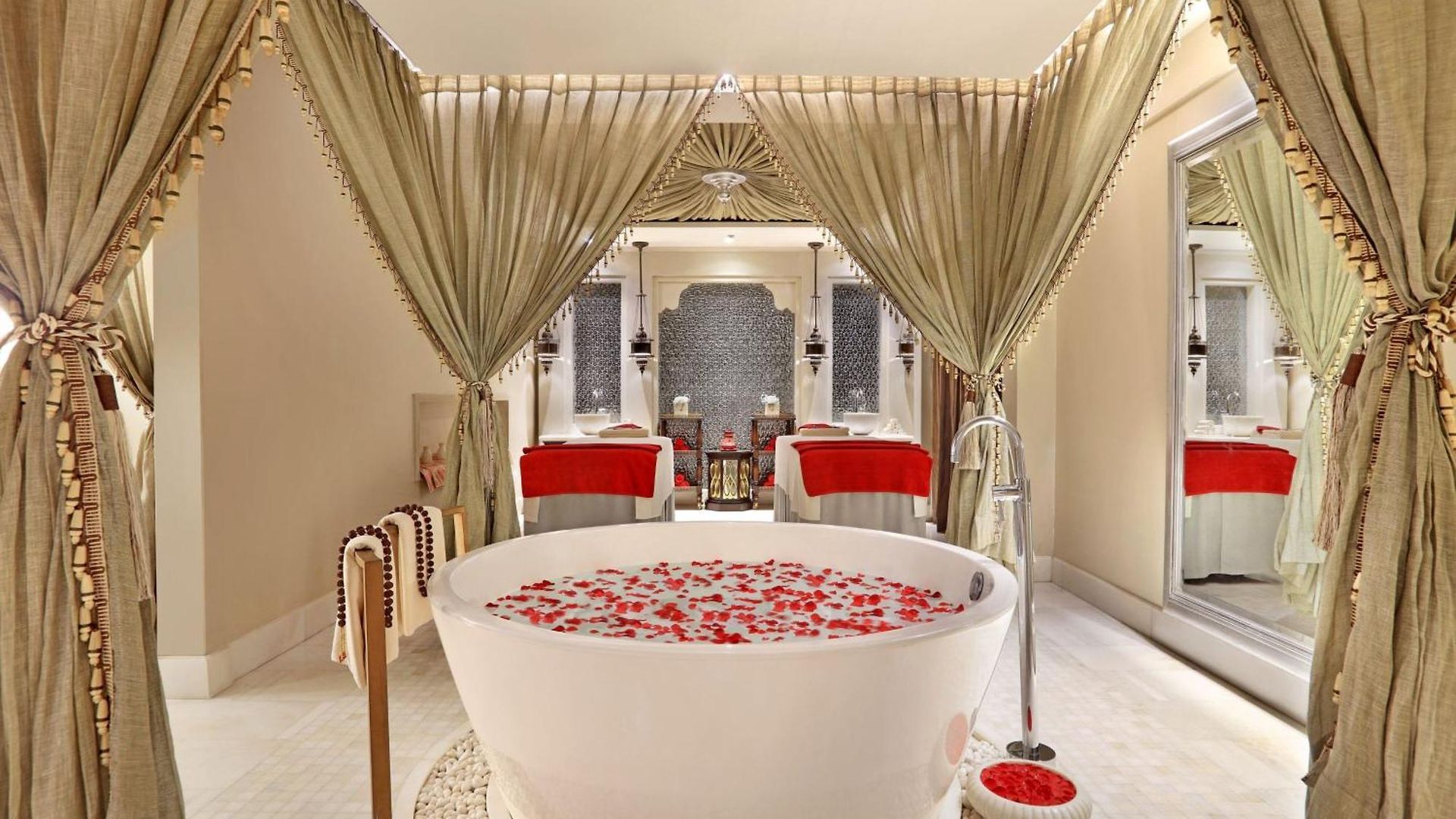 Hotel Itc Maratha, A Luxury Collection Hotel,