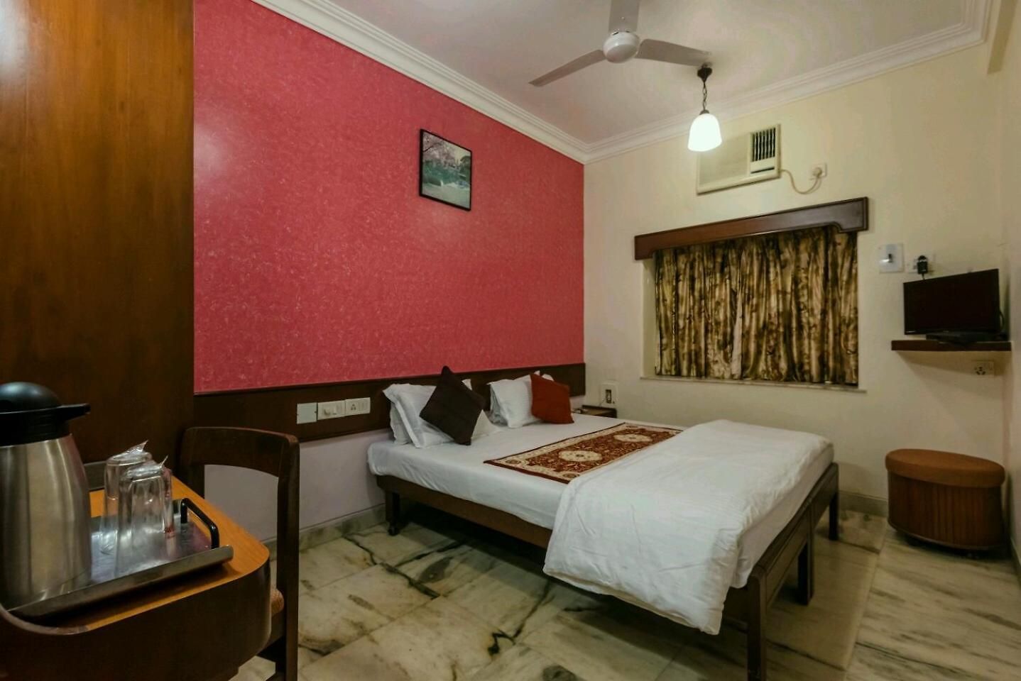 Hotel Mogul Palace - Near Masjid Bunder 3*