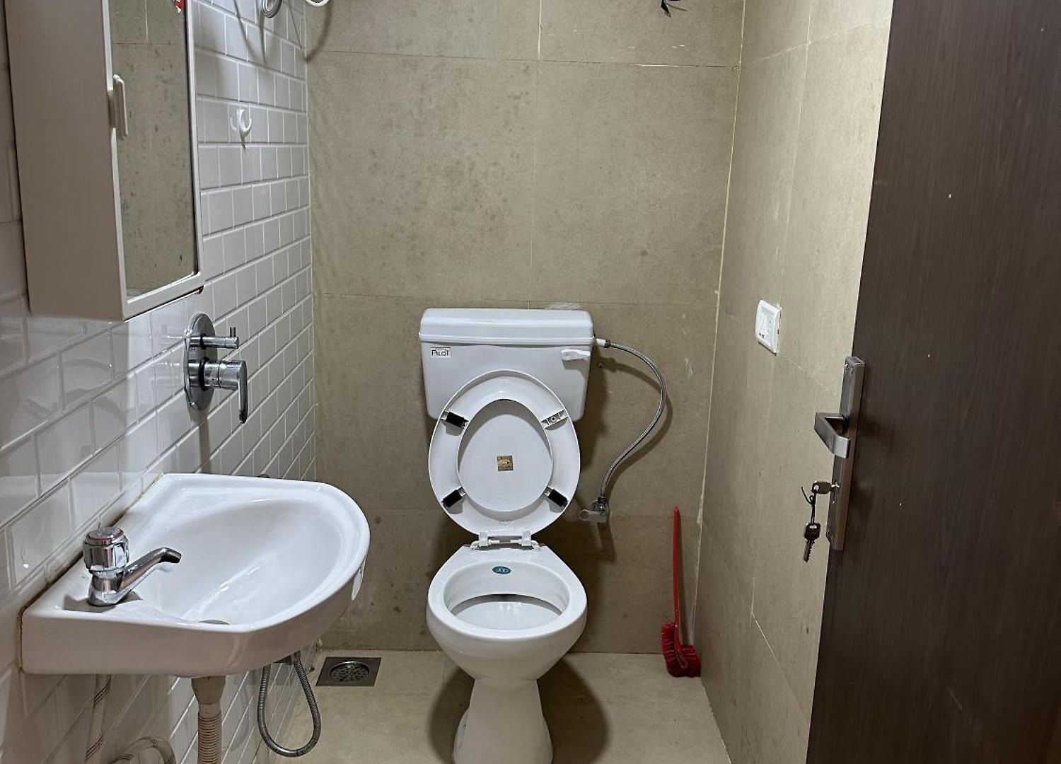 Ravish Apartment, Juhu