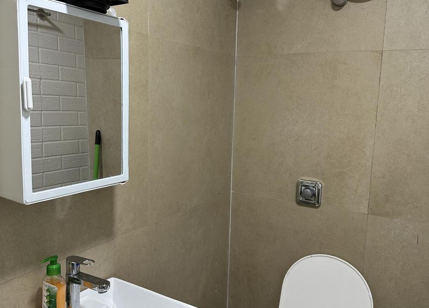 Ravish Apartment, Juhu