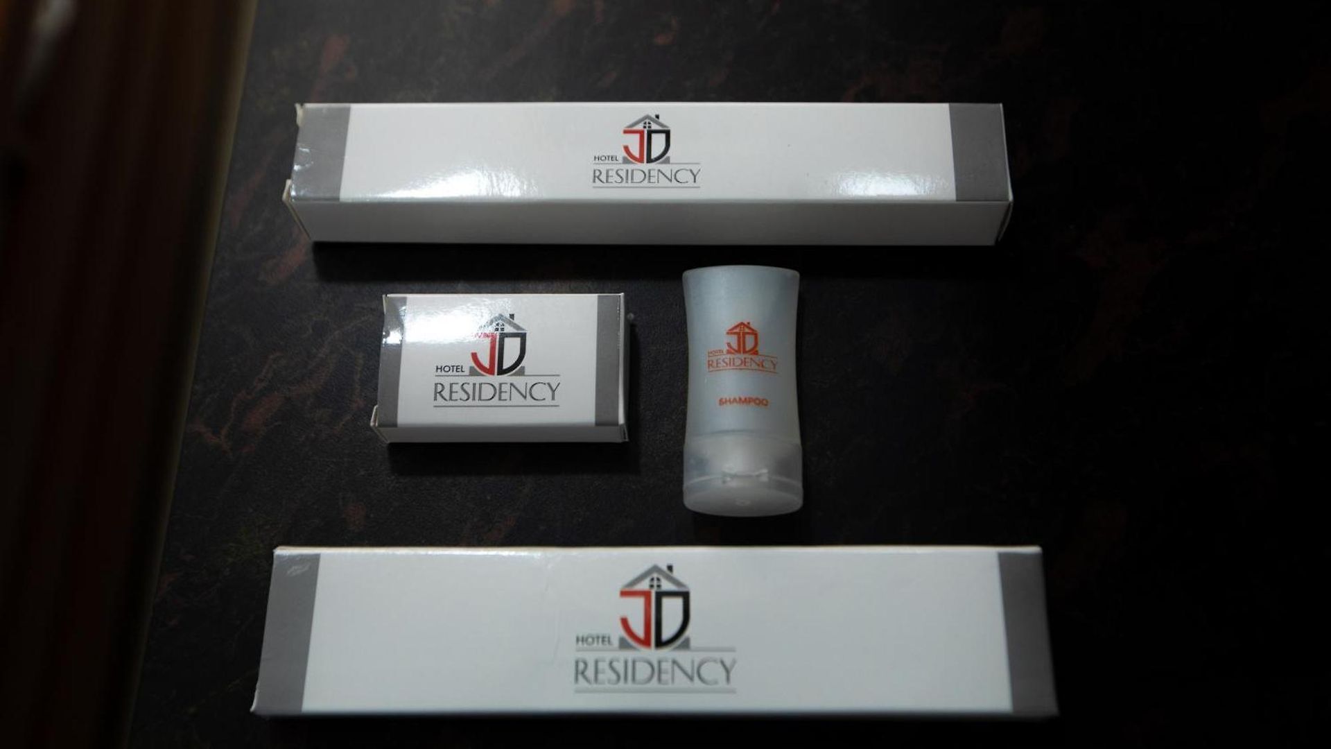 J D Residency Hotel 3*