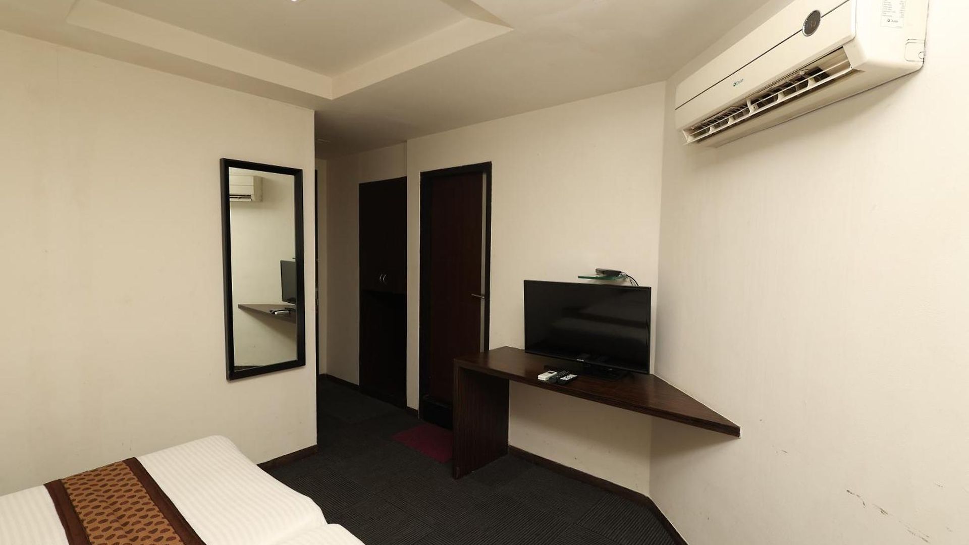 Hotel Quaint & Banquet 2*