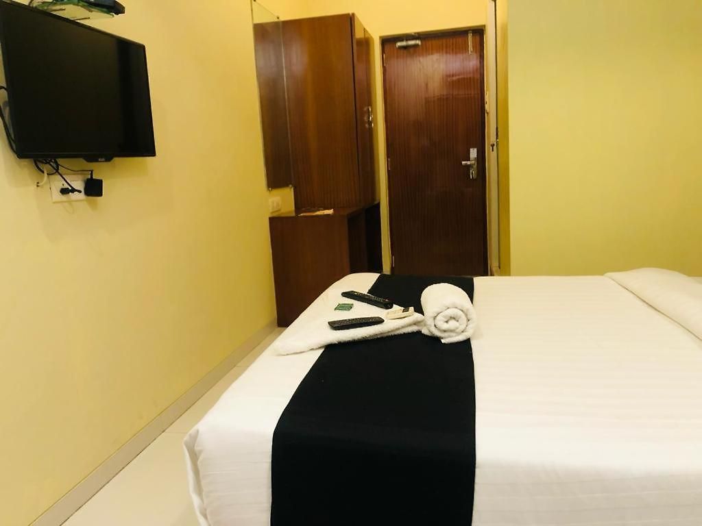 Glitz 7even Hills- Nr International Airport T2